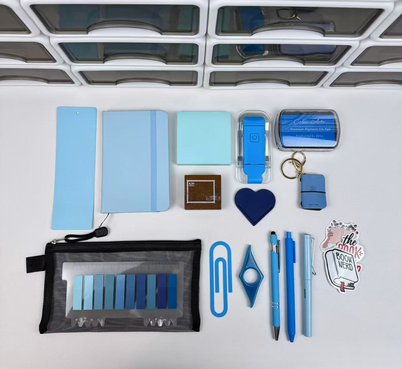 16pcs Cheap Deluxe Bookish Bundle